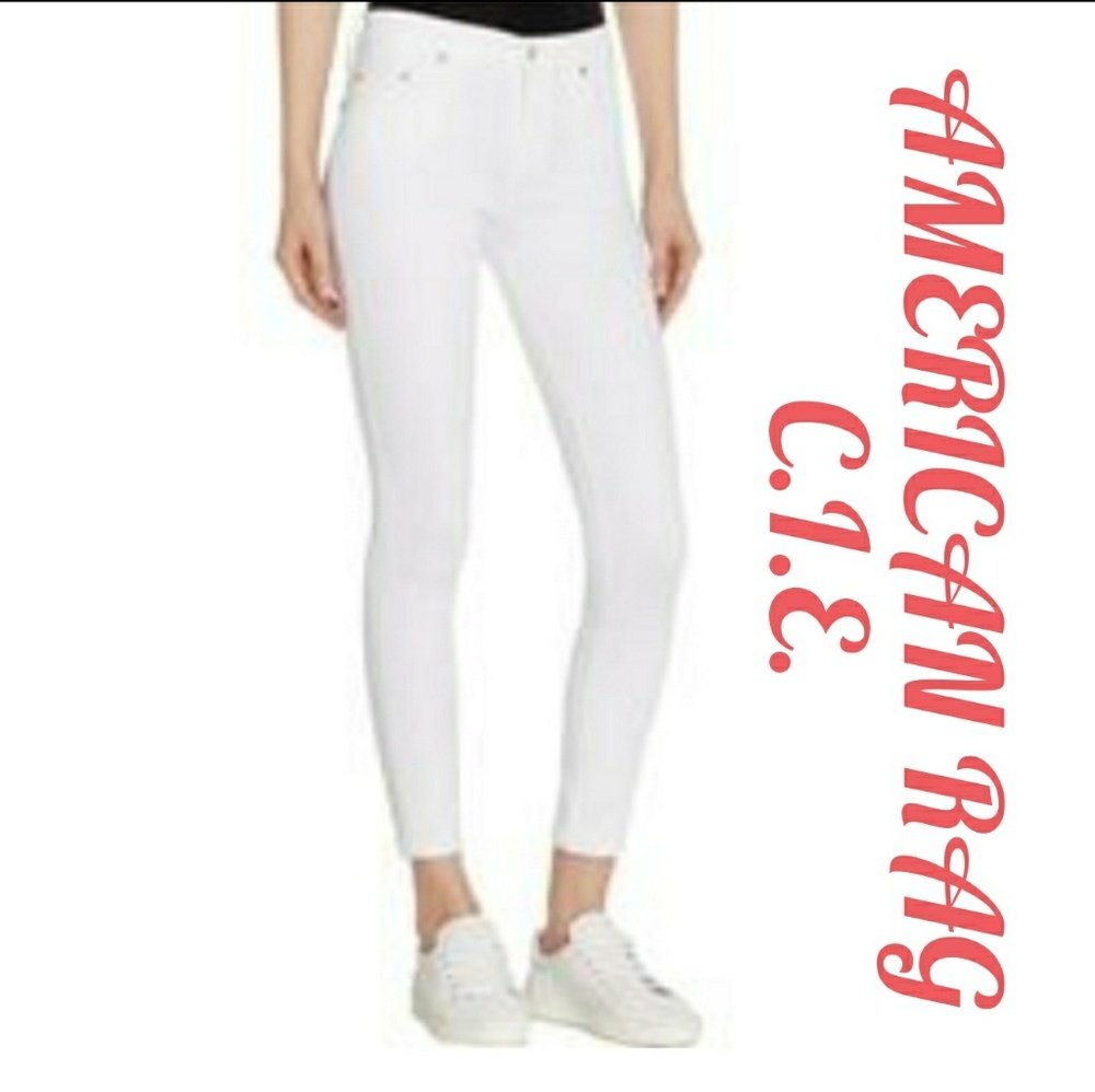 🎀American Rag Skinny Jeans🎀